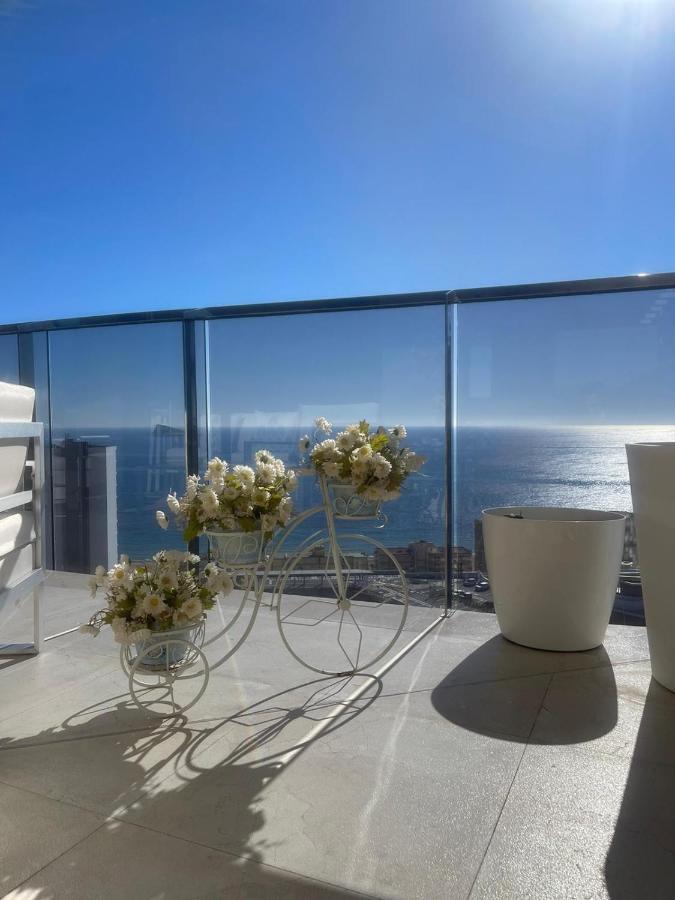 Апартаменты Sunset Waves Benidorm Julieta Vistas Al Mar Premium 200 Mt2 Con Jacuzzi En Terraza Экстерьер фото