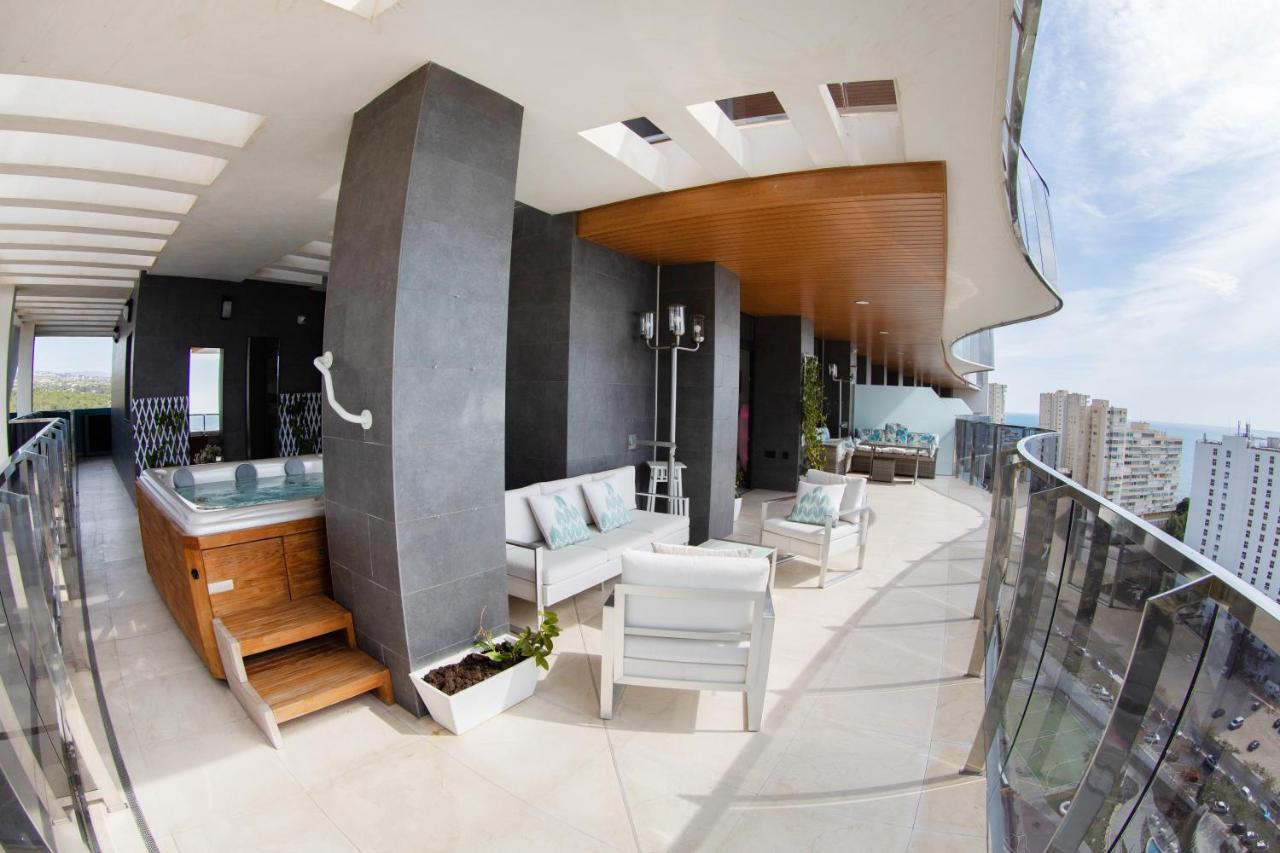 Апартаменты Sunset Waves Benidorm Julieta Vistas Al Mar Premium 200 Mt2 Con Jacuzzi En Terraza Экстерьер фото