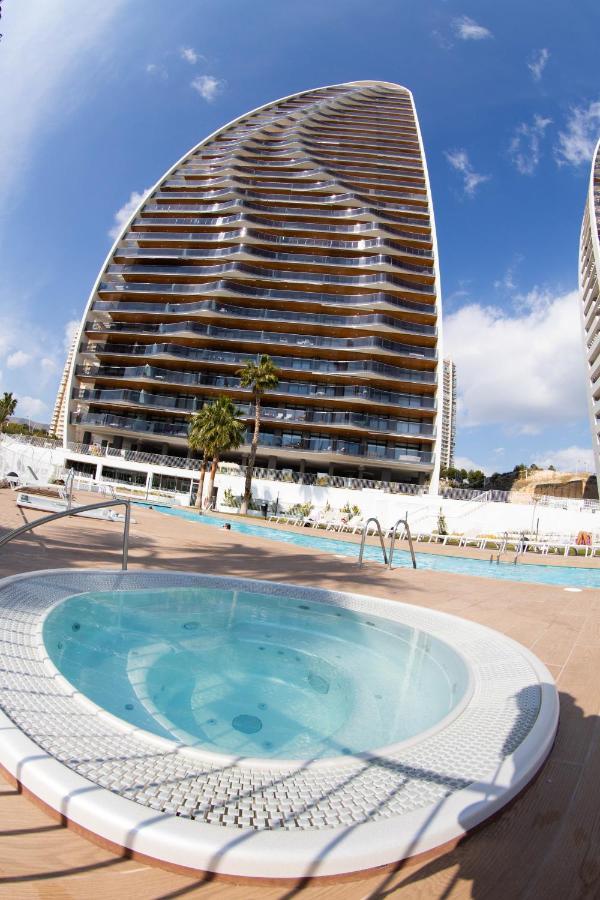 Апартаменты Sunset Waves Benidorm Julieta Vistas Al Mar Premium 200 Mt2 Con Jacuzzi En Terraza Экстерьер фото