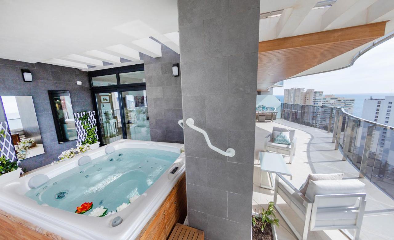 Апартаменты Sunset Waves Benidorm Julieta Vistas Al Mar Premium 200 Mt2 Con Jacuzzi En Terraza Экстерьер фото