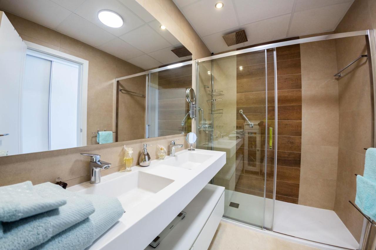 Апартаменты Sunset Waves Benidorm Julieta Vistas Al Mar Premium 200 Mt2 Con Jacuzzi En Terraza Экстерьер фото